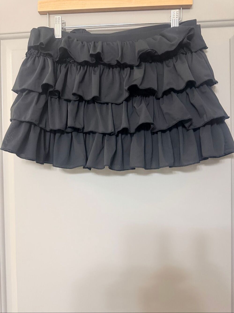 Out From Under Urban Outfitters Gray Tiered Ruffle Mini Skirt Womens Size Small